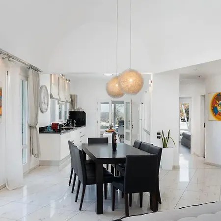 Beautiful With Private Pool In Akrotiri - What'app - 0034-602-688-707 - For Reservations! 别墅